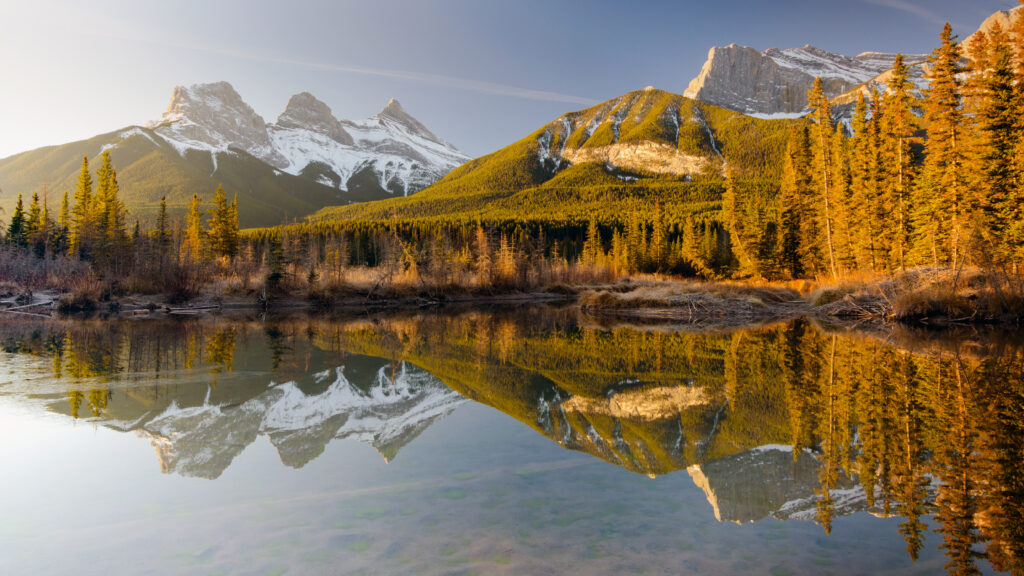 Best Place to Visit in Canada for First-Timers (2025)