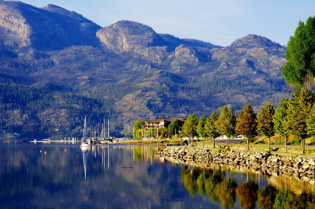 Best Place to Visit in Canada for First-Timers (2025)