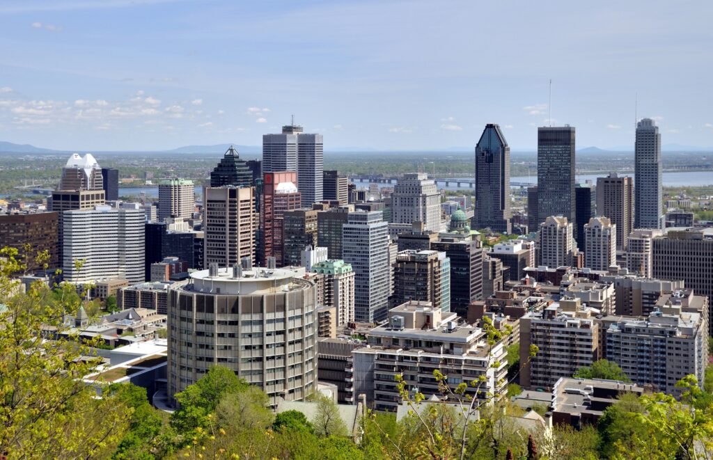 Best Place to Visit in Canada for First-Timers (2025)