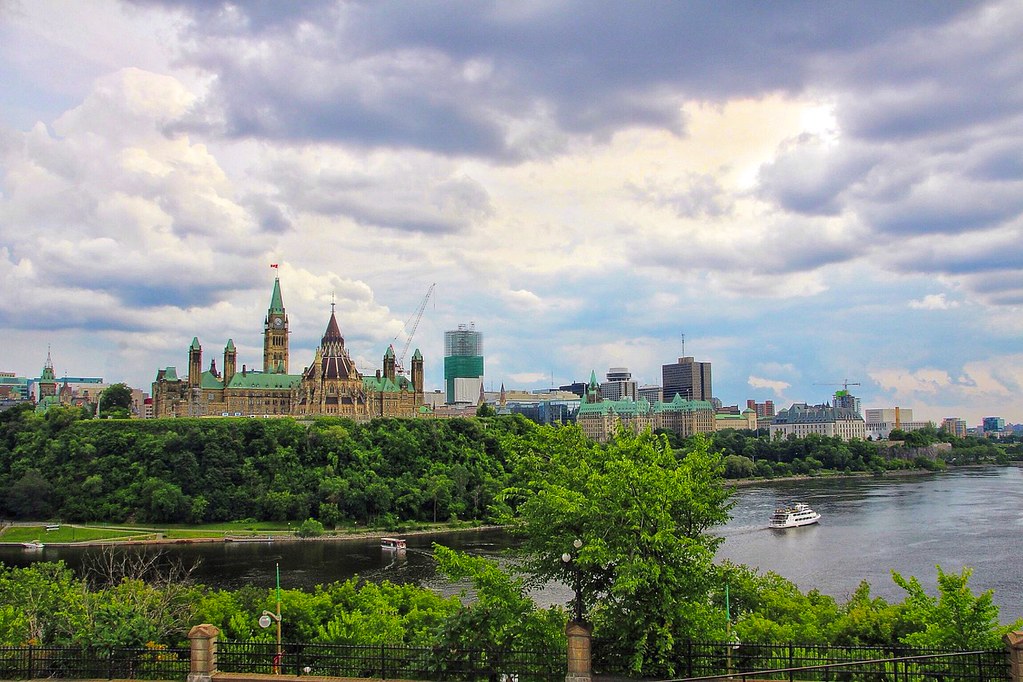 Best Place to Visit in Canada for First-Timers (2025)
